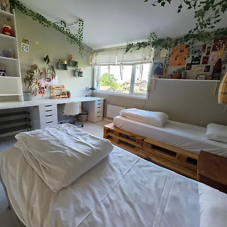 Charming, Spacious Family Near Center Casa de Férias *